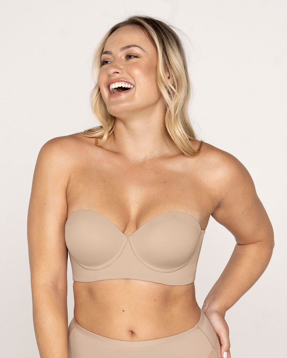 Leonisa Wireless Bra for Women with Support - Back Smoothing Seamless  Bralettes White at  Women's Clothing store